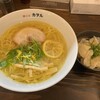 鶏そば カヲル - 料理写真: