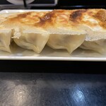 餃子と担々麺 吟 - 