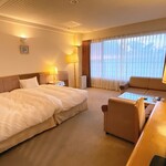 Shirahama Key Terrace Hotel Seamore - お部屋 40㎡    こちらは未改装
      ※添い寝の為の転落防止で
         少し配置換えをして頂いています