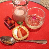 中国料理 「王朝」 ヒルトン東京 - 