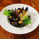 Steamed Mussels白葡萄酒蒸孔雀蛤
