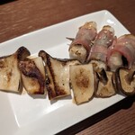 KUSHIYAKIsora  - きのこ、ベーコンもち