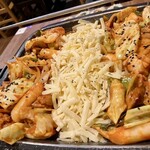 韓国料理豚ブザ - チーズダッカルビ