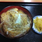 Kato Ya Shiyokudou - かつ丼は650円　