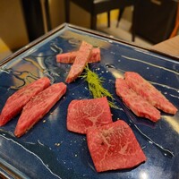 焼肉ここのみ - 竹の谷蔓牛 見た目が赤身サシも少ない