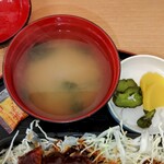 橋場食堂 - 味噌汁・漬物