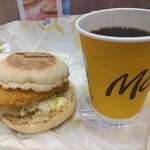 McDonald's - チキンマフィンと珈琲