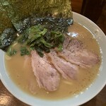 ラーメン 洞くつ家 - 