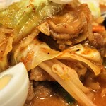 蒙古タンメン中本 - シャキシャキの野菜