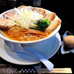 ラーメンキャロル - 味玉は別皿で提供されました。