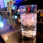 ラーメンキャロル - Ｃａｆｅ Barのような店内