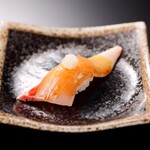 Sushi Shihogama - ぶりのお寿司