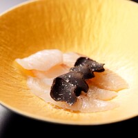 和と洋の融合が新たな美味へ『平目のトリュフかけ』