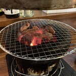 炭火七輪焼肉 てげ屋ホルモン - 