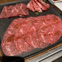 十勝ハーブ牛焼肉 MONMOM - 2人前