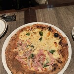 PIZZERIA&STEAKHOUSE TRATT - ピザ