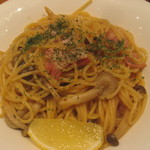 カタシマ - しめじとベーコンのペペロンチーノ850円