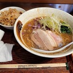 貝出汁らぁ麺 みぎわ - 