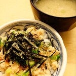 ツバメヤ - 本日のご飯と味噌汁