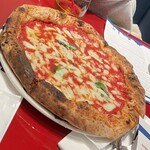 Gino Sorbillo Artista Pizza Napoletana - 