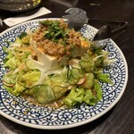 Teshigoto Ya - 台湾風の辛いミンチサラダ