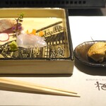 栖原温泉 - ムース醤油、通常の醤油