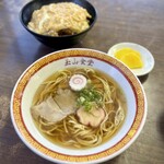 Tamayama Shokudou - カツ丼とミニ中華そば