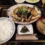 駒一番 - 回鍋肉定食