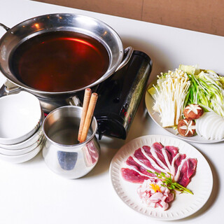 Taste rare Kawachi duck! Our proud "duck shabu hot pot" and "duck sashimi"