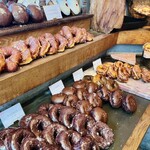 I'ｍ donut ?グルテンフリー 渋谷青山通り - 店内