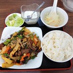 重慶料理 東々包 - 