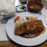 グリルキムラ - トンカツ定食