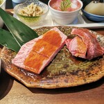 Guriru Dainingu Shuu - 黒毛和牛焼肉と自家栽培野菜３種の小鉢ランチ