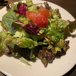 ワインビストロ ラトリシエール - 前菜サラダ