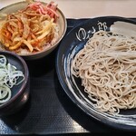 Yude Tarou Tatebaya Shinaegi Chouten - 朝セット　野菜かきあげ丼+麺大盛り￥480+100