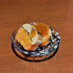 酒肴場 屯 - 八戸前沖さば棒寿司¥250