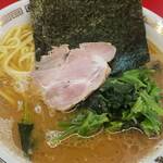 家系ラーメン 佐々喜家 - ラーメン（並）