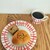 サルドゥバン - 料理写真:カザーナコーヒーのチョコチップスコーン（180円）とカザーナコーヒークリームパン（250円）
