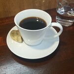 キッチン ブルー グローブ - ホットコーヒーのアップ