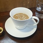 キッチン ブルー グローブ - ミルクを入れます
