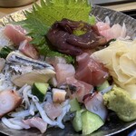Toukyo Ikasenta - 海鮮ばらちらし