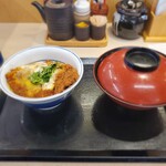 Katsuya - カツ丼(竹)のご飯少なめ