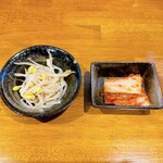 焼肉 宮乃 - ナムルとキムチ
