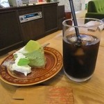 cafe茨木湯 - 抹茶チーズケーキとアイスコーヒー