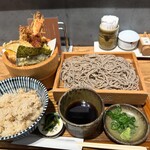 石挽き十割蕎麦 玄盛 - 海老天盛り蕎麦セット