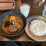 lavi - ハンバーグto野菜カレー