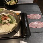 博多豚骨明太子もつ鍋と牛タン 黒澤 - 