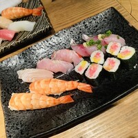本等鮨 海馬 本店 - 寿司色々！トロたく