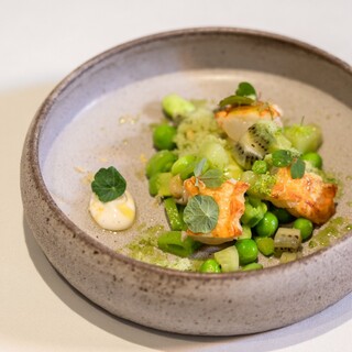 レーヌ デ プレ_2