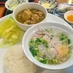 オールドサイゴン - 本日のランチ グリーンカレー▪フォー▪生春巻